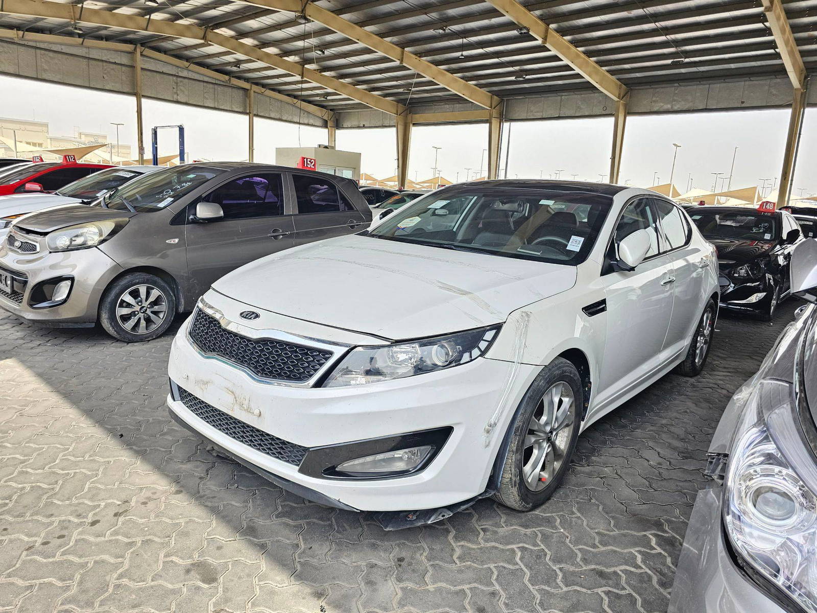 2011 KIA K5 — 185261 KM — Lot 038365 — Souq - Marhaba Auctions Used Cars - Image 5