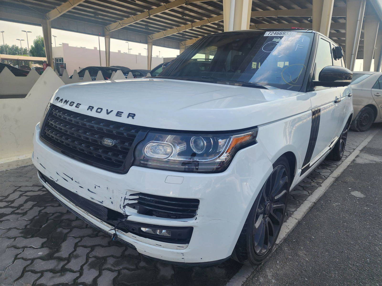 2015 LAND ROVER RANGE ROVER SUPERCHARGED — 120693 Miles — Lot FA226171 - Marhaba Auctions Used Cars - Image 5