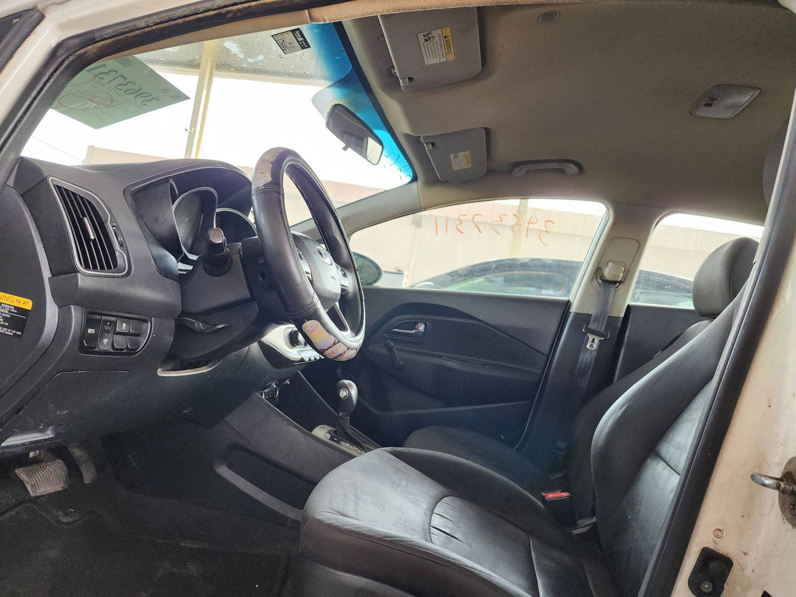 2016 KIA RIO — 174106 Miles — Lot 39637311 — Souq - Marhaba Auctions Used Cars - Image 8