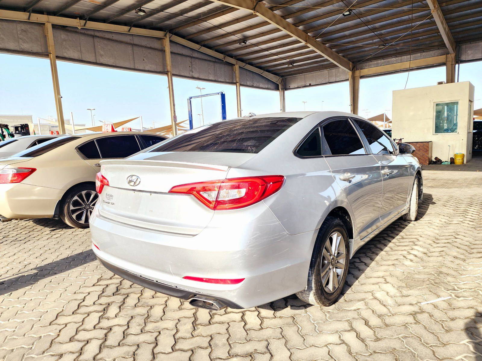 2017 HYUNDAI SONATA — 114860 Miles — Lot 235198 — Souq - Marhaba Auctions Used Cars - Image 3