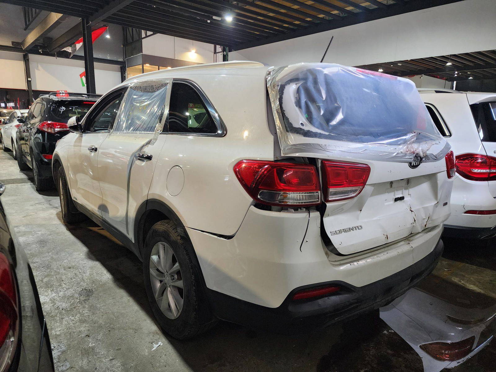 2018 KIA SORENTO — 113006 KM — Lot 20204292 — Al Quoz - Marhaba Auctions Used Cars - Image 6