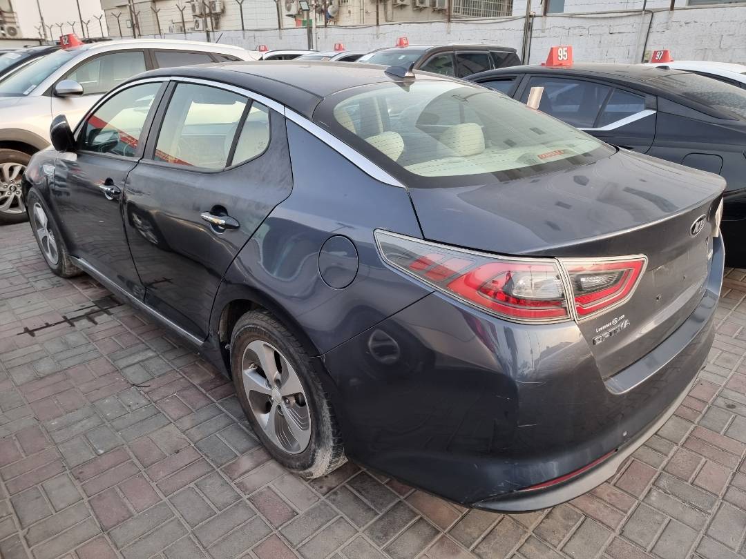2015 KIA OPTIMA — 214880 Miles — Lot 84562 — Ind. 12 - Marhaba Auctions Used Cars - Image 5