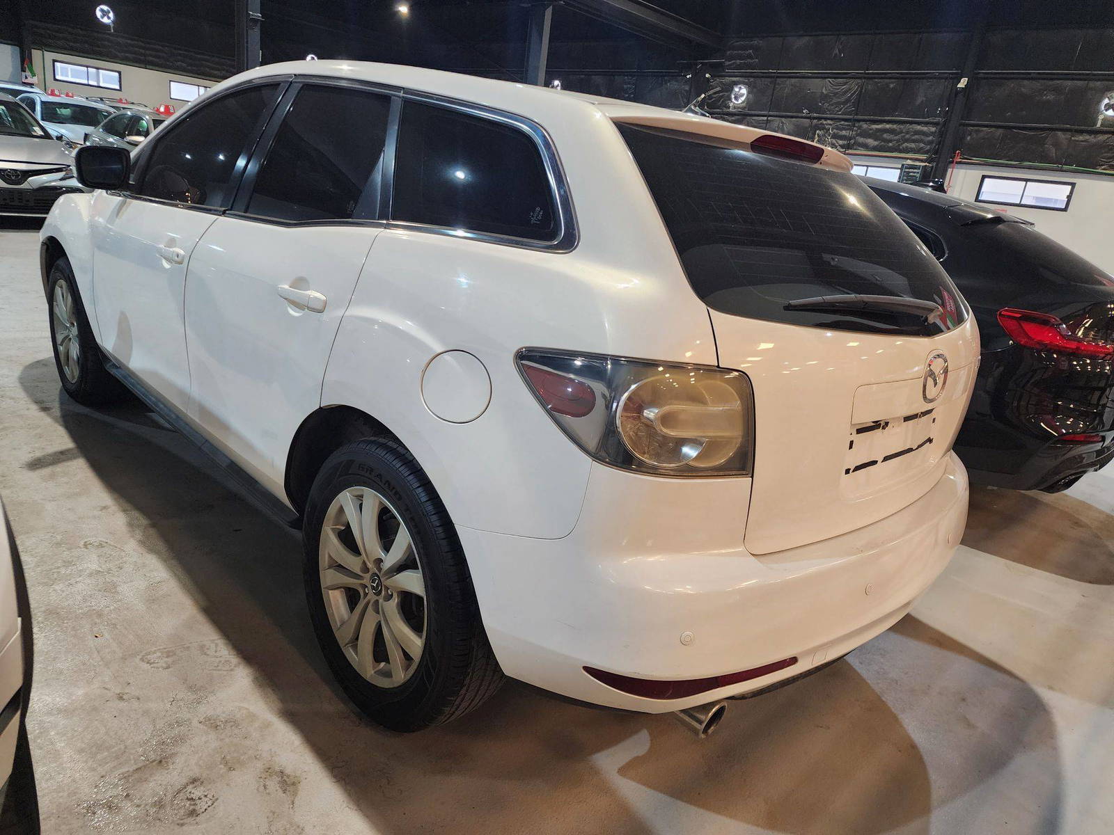 2010 MAZDA CX-7 — 183108 KM — Lot 10970 — Al Quoz - Marhaba Auctions Used Cars - Image 5