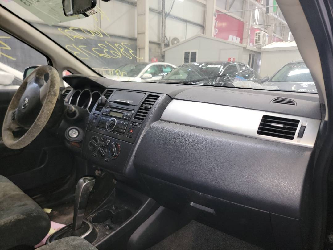 2011 NISSAN VERSA — 160721 Miles — Lot 38632713 - Marhaba Auctions Used Cars - Image 4