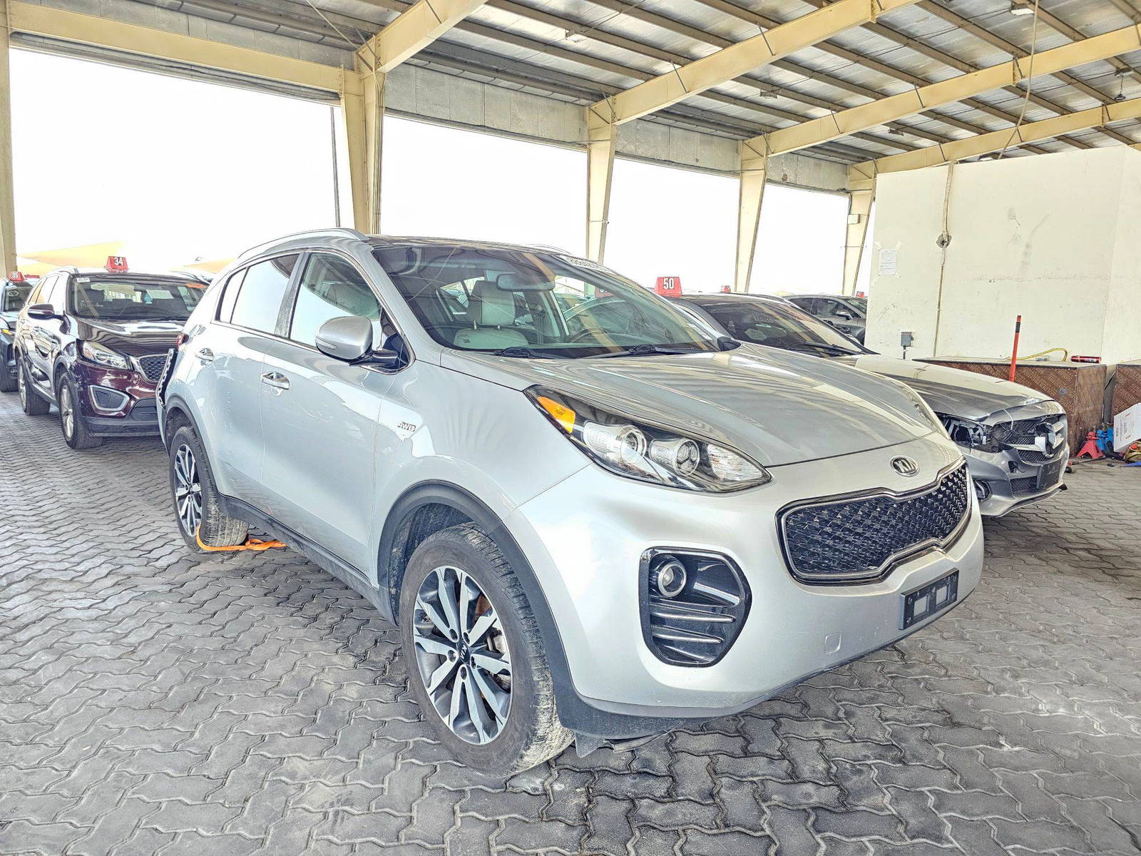 2017 KIA SPORTAGE — 127730 Miles — Lot 88842785 — Souq - Marhaba Auctions Used Cars - Image 4