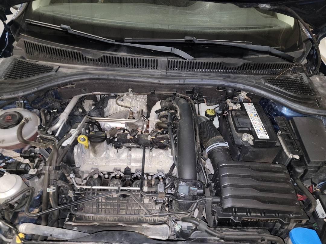 2019 VOLKSWAGEN JETTA — 90085 Miles — Lot 70398443 - Marhaba Auctions Used Cars - Image 9