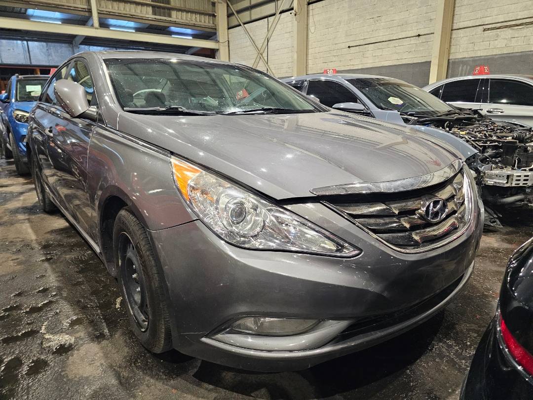 2012 HYUNDAI SONATA — 194211 KM — Lot C1CH388928 — Main - Marhaba Auctions Used Cars - Image 5