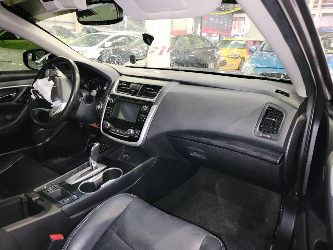 2018 NISSAN ALTIMA — 76856 Miles — Lot 73414333 - Marhaba Auctions Used Cars - Image 5