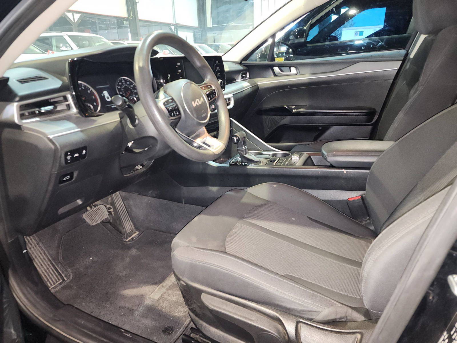 KIA K5 2022 - Marhaba Auction Used Cars - Image 9