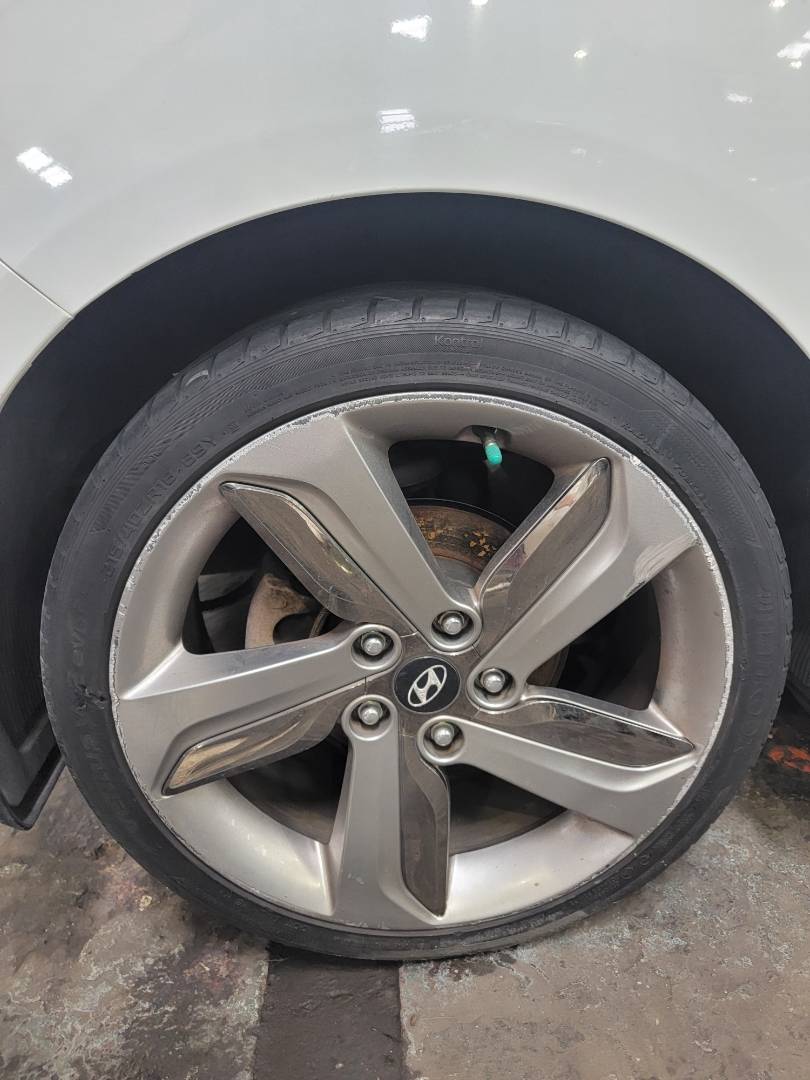 2013 HYUNDAI VELOSTER — 114448 Miles — Lot 78558933 - Marhaba Auctions Used Cars - Image 4