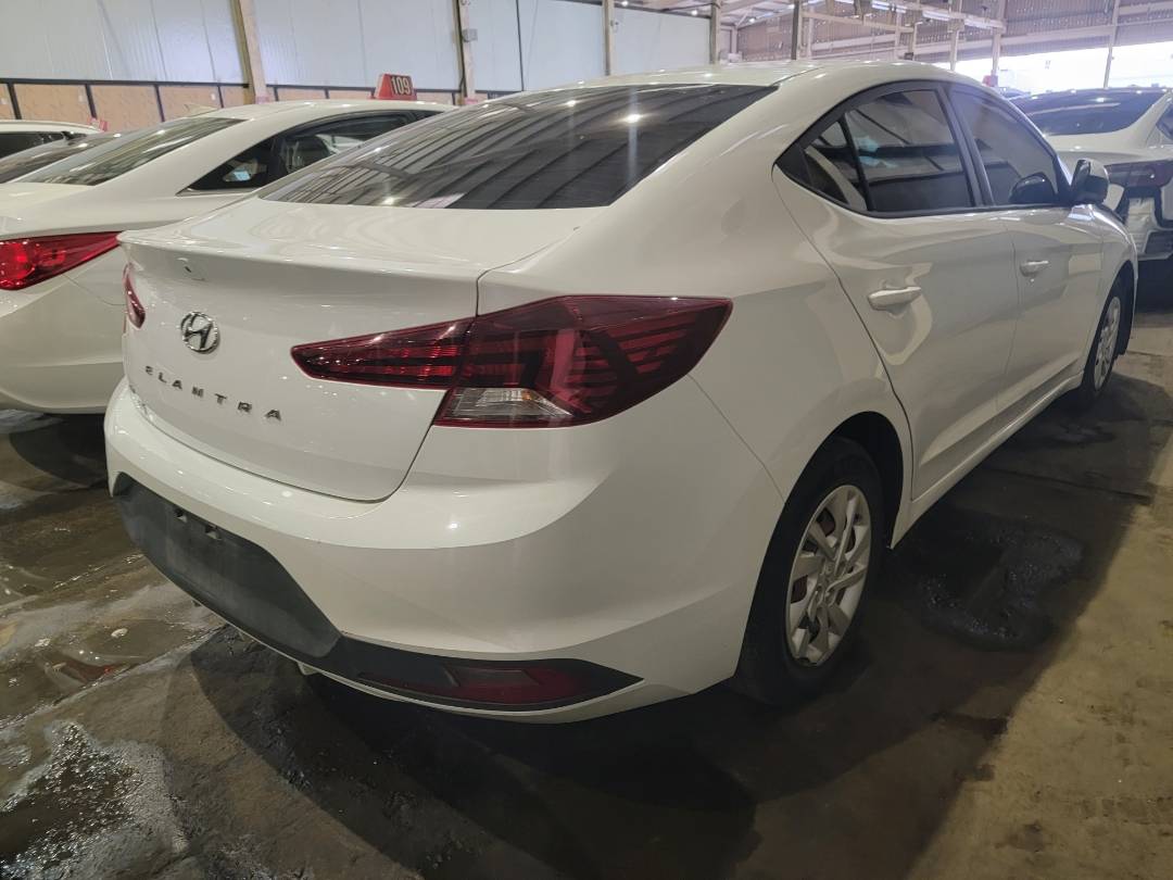HYUNDAI ELANTRA 2019 - Marhaba Auction Used Cars - Image 4