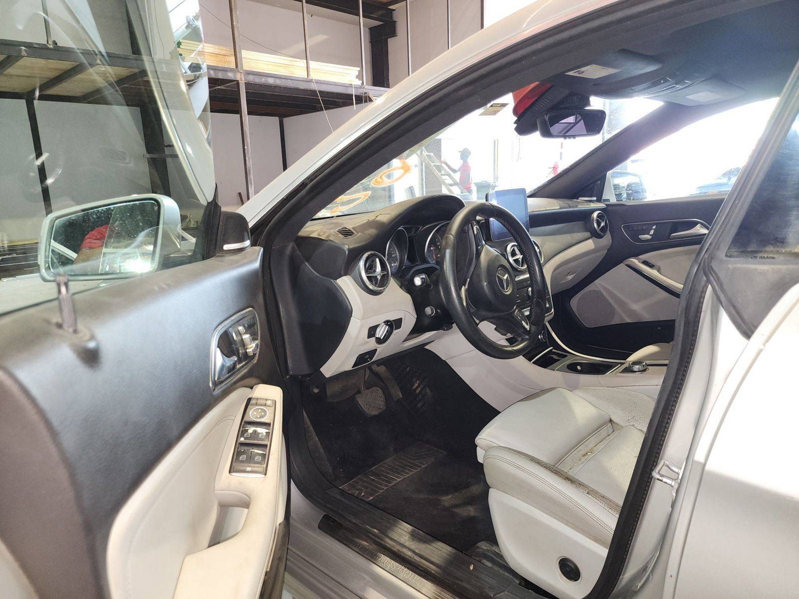 MERCEDES BENZ CLA 250 2018 - Marhaba Auction Used Cars - Image 9