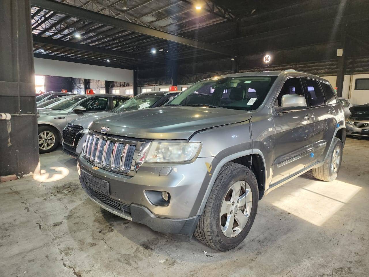 JEEP GRAND CHEROKEE LAREDO 2012 - Marhaba Auction Used Cars - Image 3
