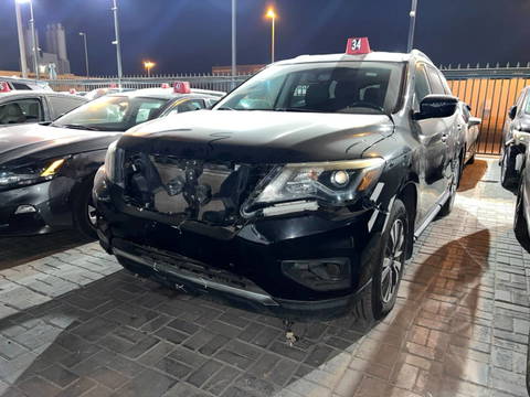 2017 NISSAN PATHFINDER at Marhaba Auctions