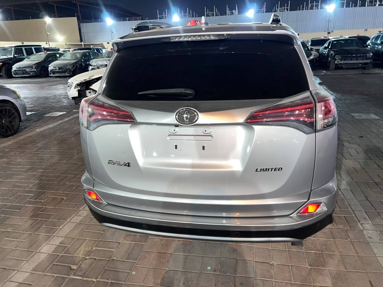 2017 TOYOTA RAV4 — 189637 Miles — Lot HW337618 - Marhaba Auctions Used Cars - Image 10