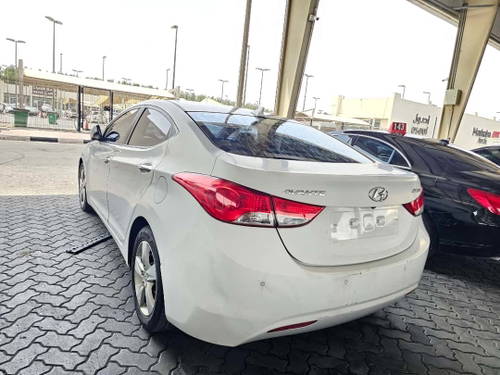 HYUNDAI AVANTE