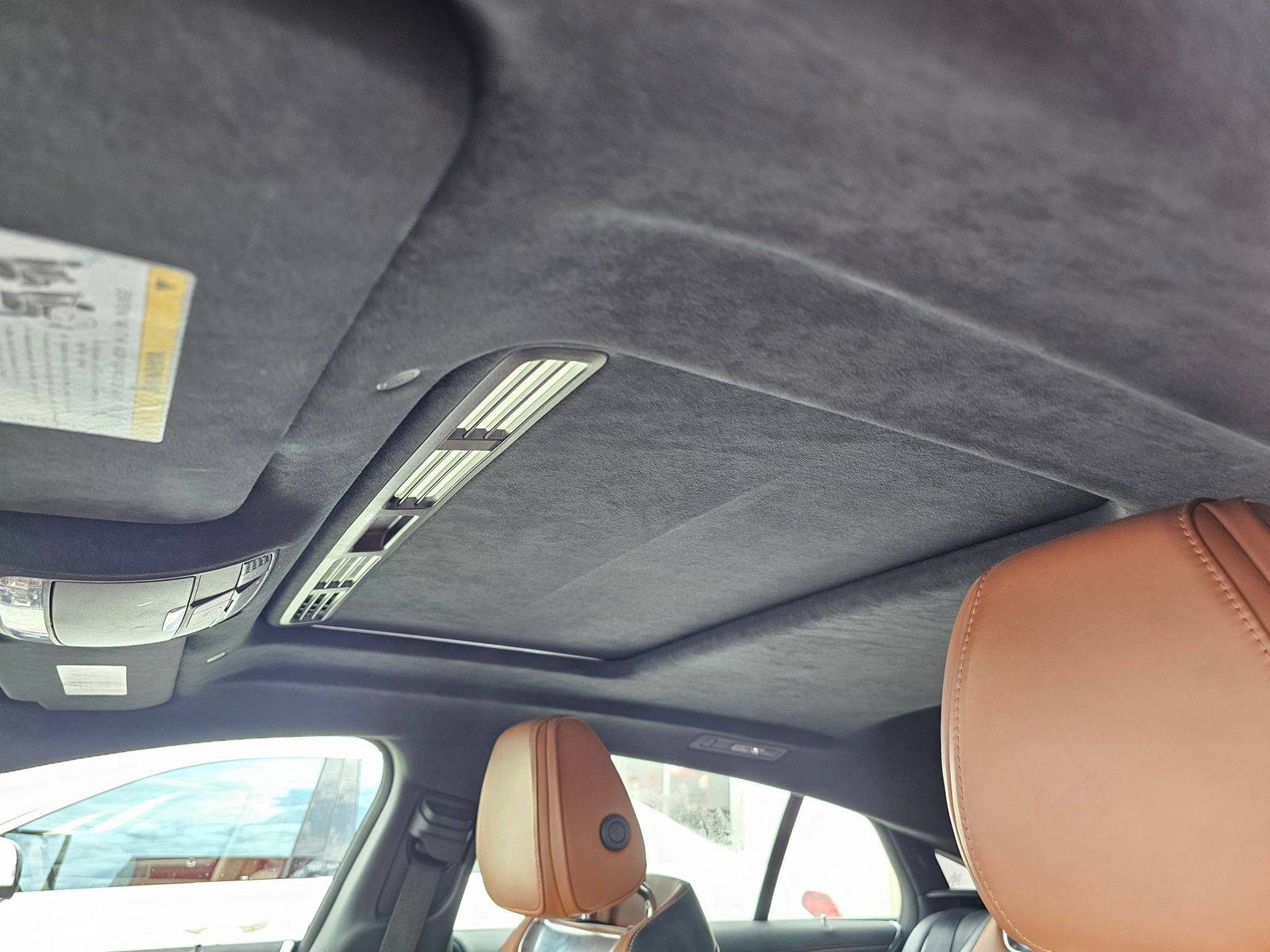 MERCEDES BENZ AMG GT 43 2021 - Marhaba Auction Used Cars - Image 10