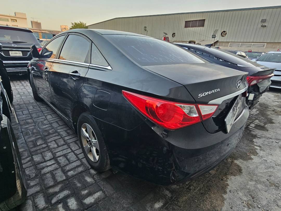 HYUNDAI SONATA 2012 - Marhaba Auction Used Cars - Image 3
