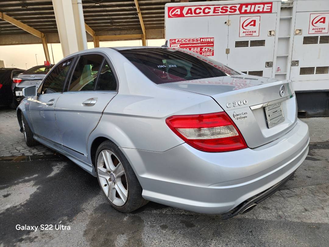 2011 MERCEDES BENZ C300 — 119046 Miles — Lot 329118 — Ind. 12 - Marhaba Auctions Used Cars - Image 6