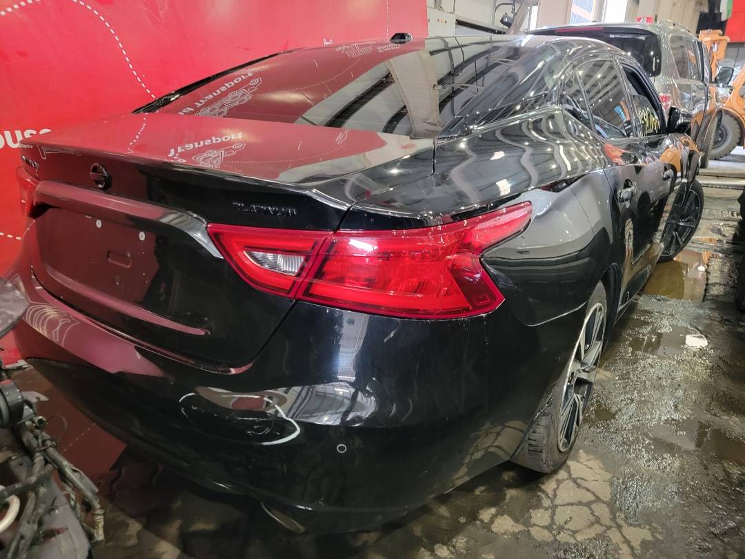2018 NISSAN MAXIMA — 113146 KM — Lot 12307050 — Main - Marhaba Auctions Used Cars - Image 3