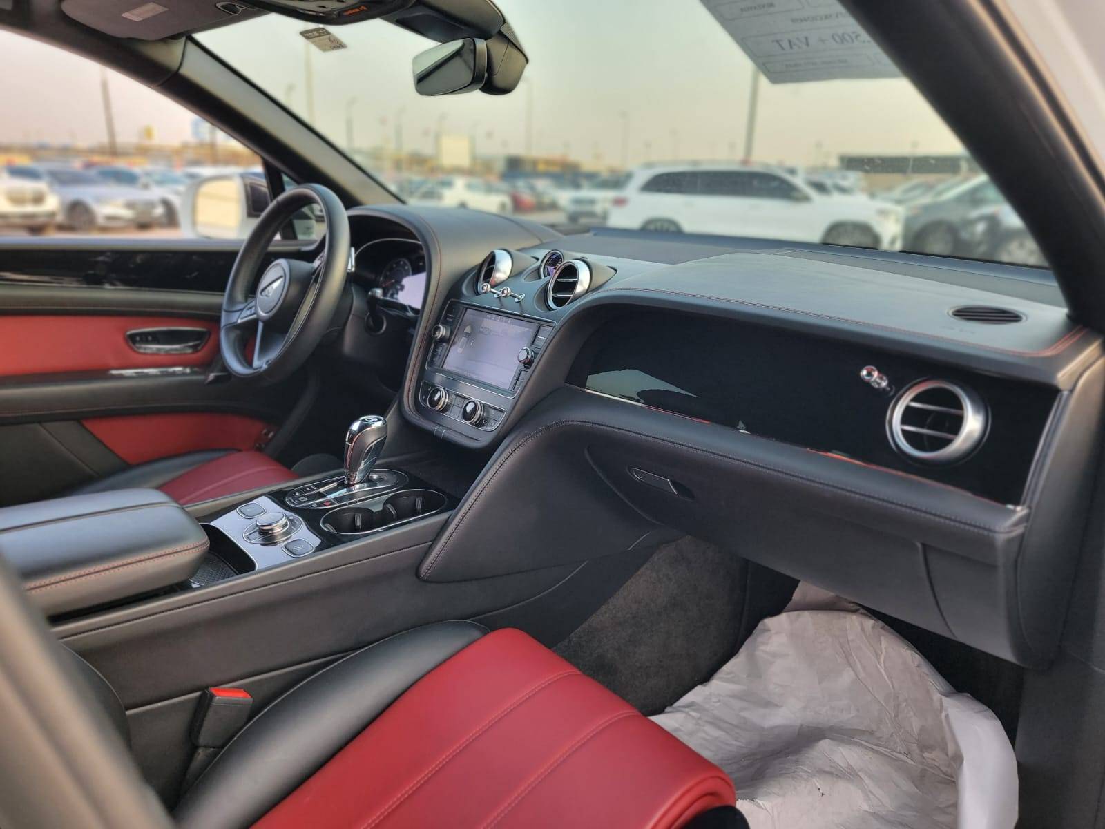 BENTLEY BENTAYGA 2019 - Marhaba Auction Used Cars - Image 11