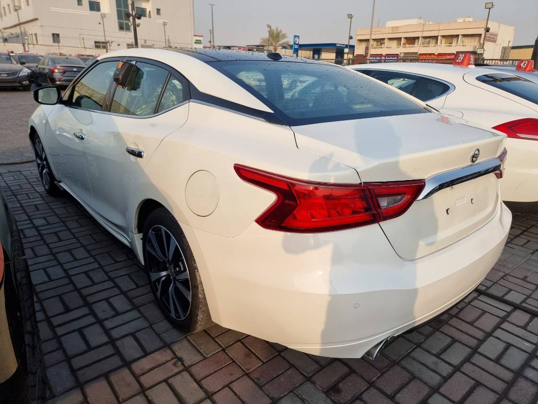 2017 NISSAN MAXIMA — 173251 Miles — Lot 427092 — Ind. 12 - Marhaba Auctions Used Cars - Image 5