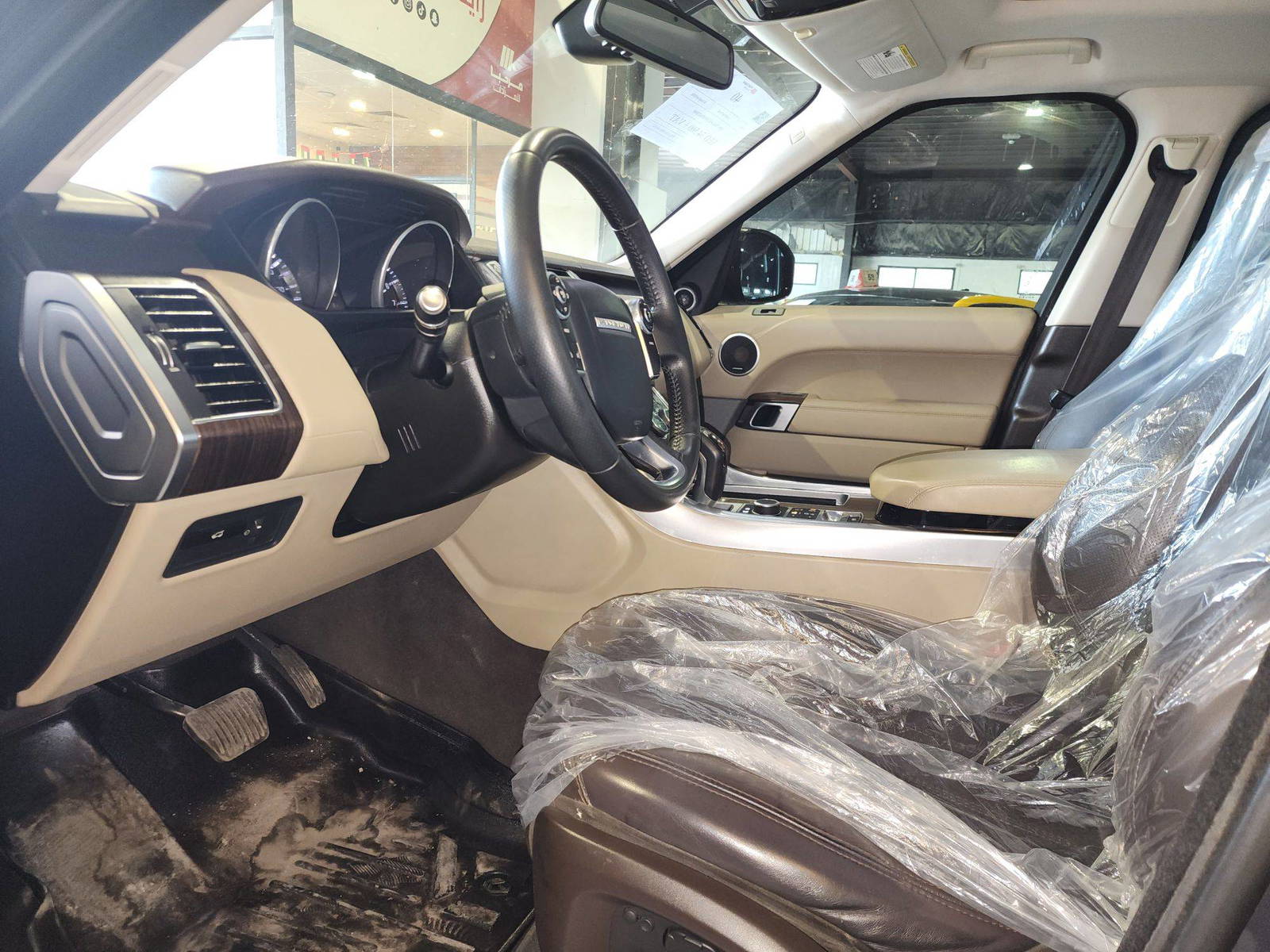 2014 LAND ROVER RANGE ROVER — 142945 Miles — Lot A378949 — Main - Marhaba Auctions Used Cars - Image 10