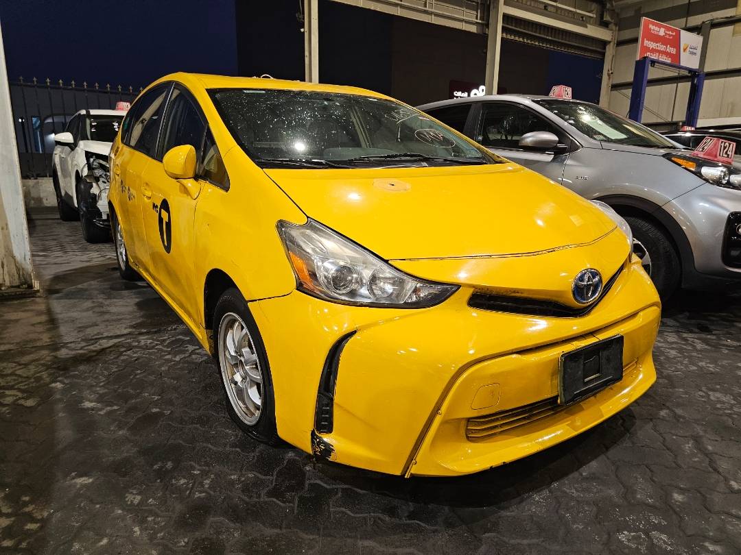 2015 TOYOTA PRIUS V — 441420 Miles — Lot FJ016307 — Main - Marhaba Auctions Used Cars - Image 5