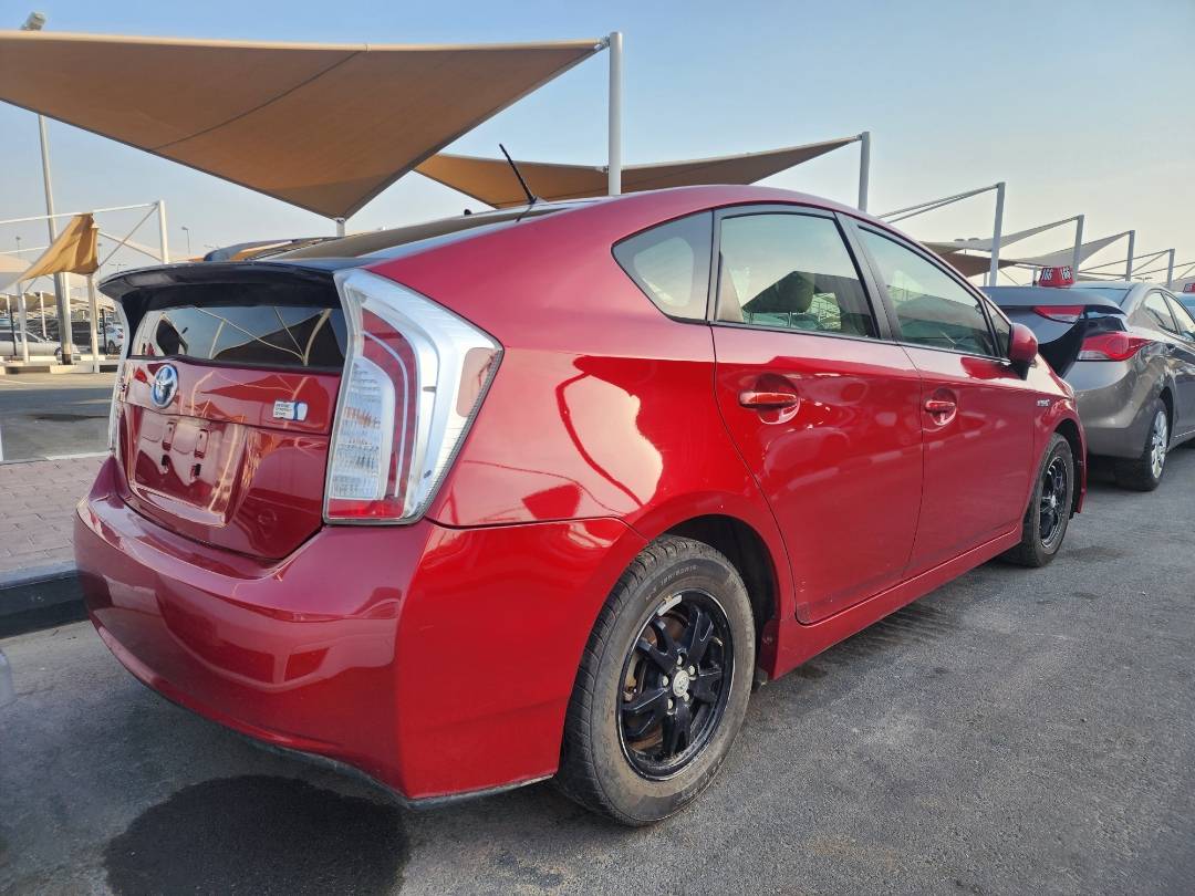 2012 TOYOTA PRIUS — 212105 Miles — Lot 33592695 — Souq - Marhaba Auctions Used Cars - Image 11