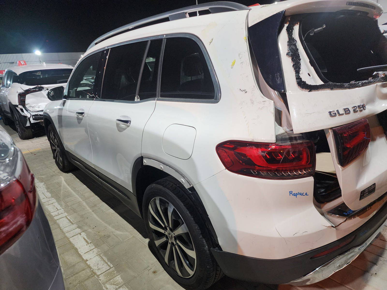 MERCEDES BENZ GLB 250 2021 - Marhaba Auction Used Cars - Image 6