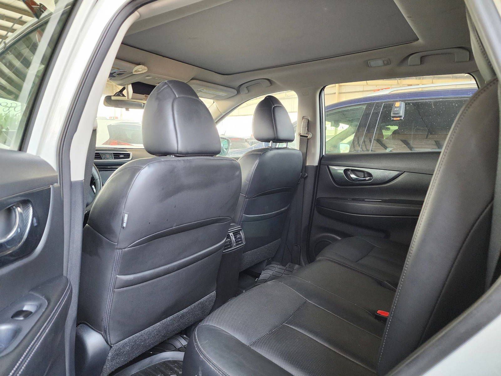 2015 NISSAN ROGUE — 82086 Miles — Lot 62089 — Souq - Marhaba Auctions Used Cars - Image 6