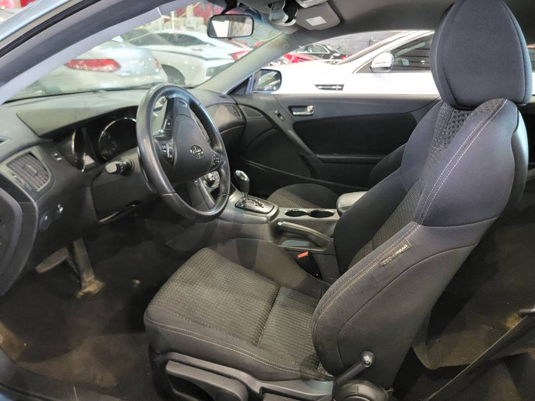 2012 HYUNDAI GENESIS — 125285 Miles — Lot 068907 — Main - Marhaba Auctions Used Cars - Image 8
