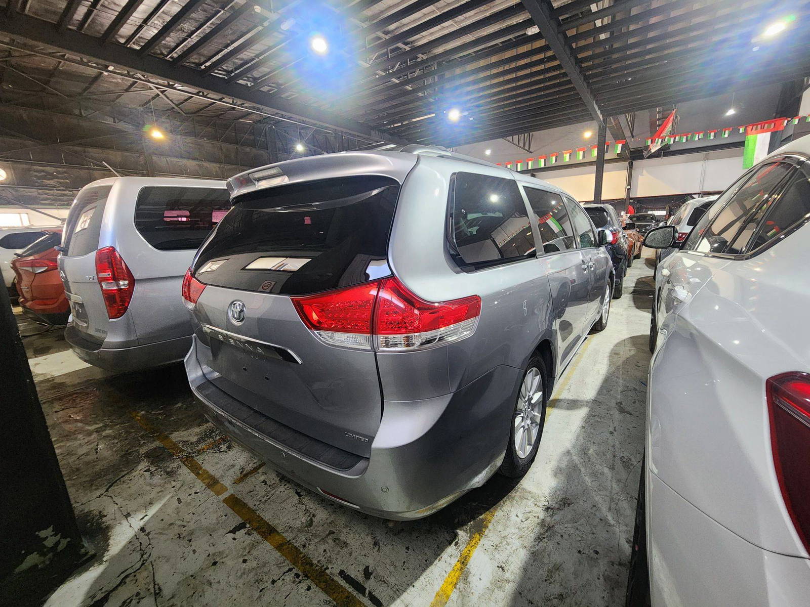 TOYOTA SIENNA 2011 - Marhaba Auction Used Cars - Image 5
