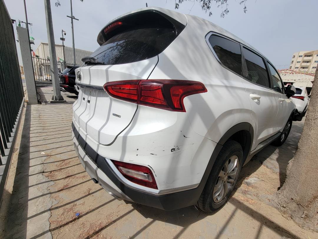 2019 HYUNDAI SANTA FE — 100432 Miles — Lot KH015620 — Main - Marhaba Auctions Used Cars - Image 5