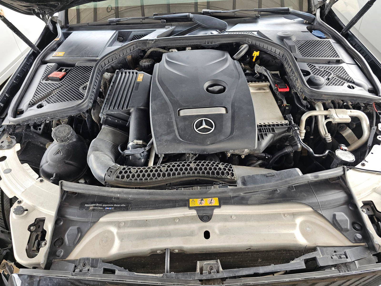 MERCEDES BENZ C300 2015 - Marhaba Auction Used Cars - Image 12