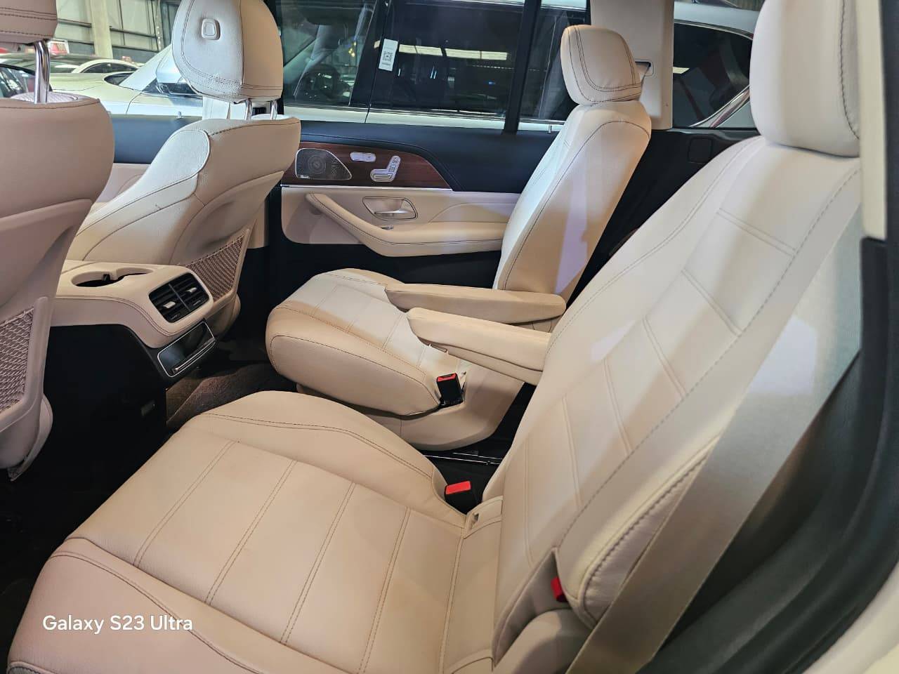 MERCEDES BENZ GLS 450 2024 - Marhaba Auction Used Cars - Image 9