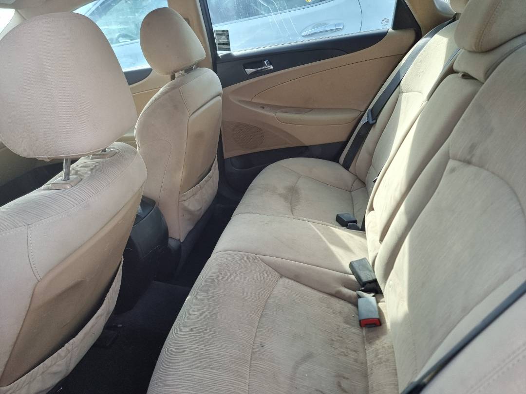 2014 HYUNDAI SONATA — 140994 Miles — Lot 125487 — Ind. 12 - Marhaba Auctions Used Cars - Image 7