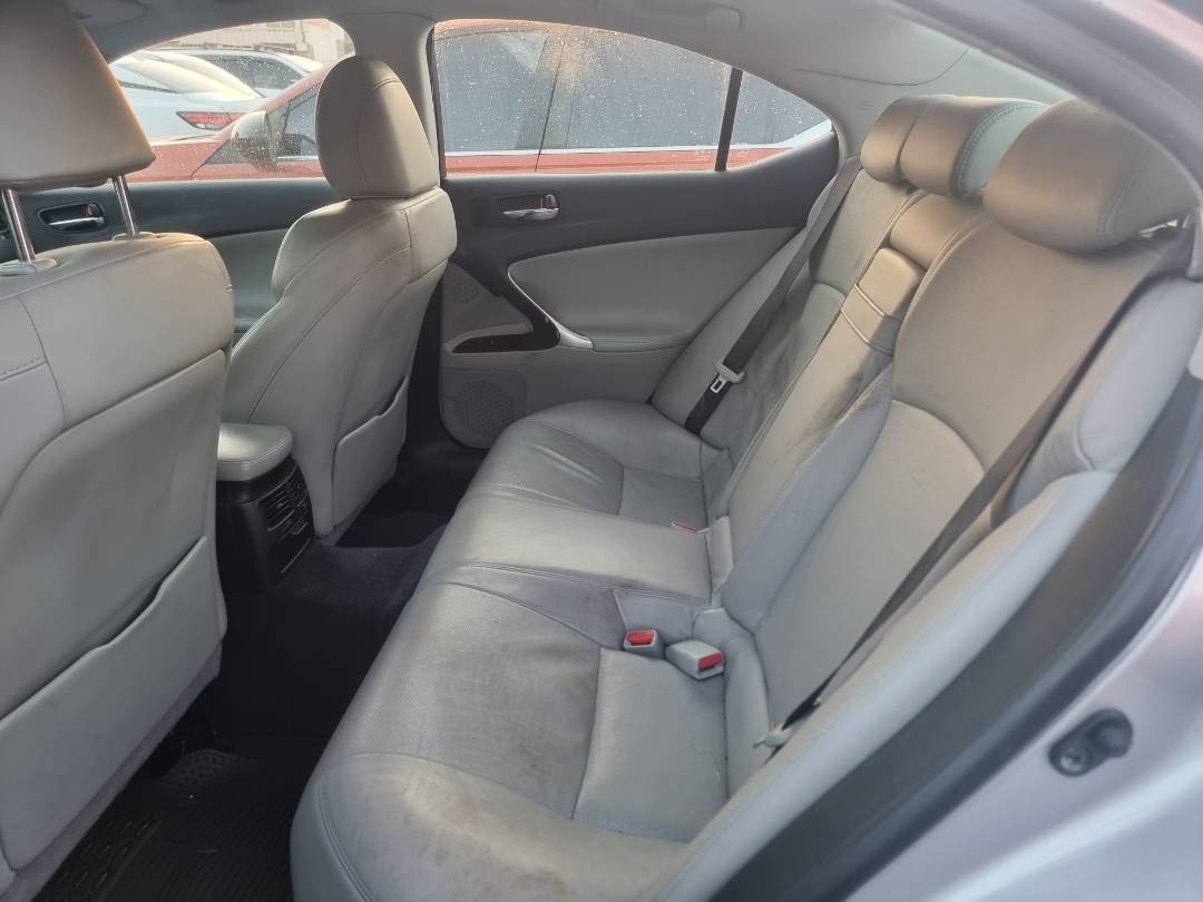 2006 LEXUS IS 250 — 151146 Miles — Lot 2004455 — Ind. 12 - Marhaba Auctions Used Cars - Image 6