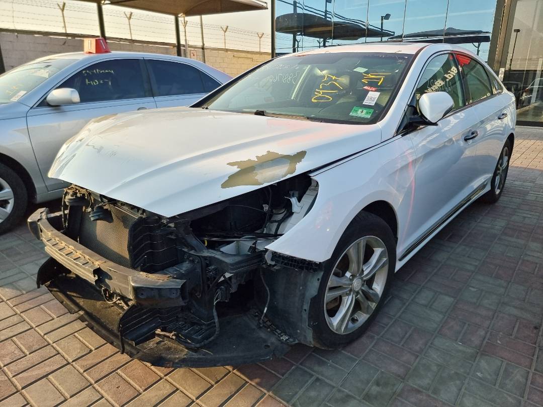 2018 HYUNDAI SONATA — 100533 Miles — Lot 125487 — Ind. 12 - Marhaba Auctions Used Cars - Image 4