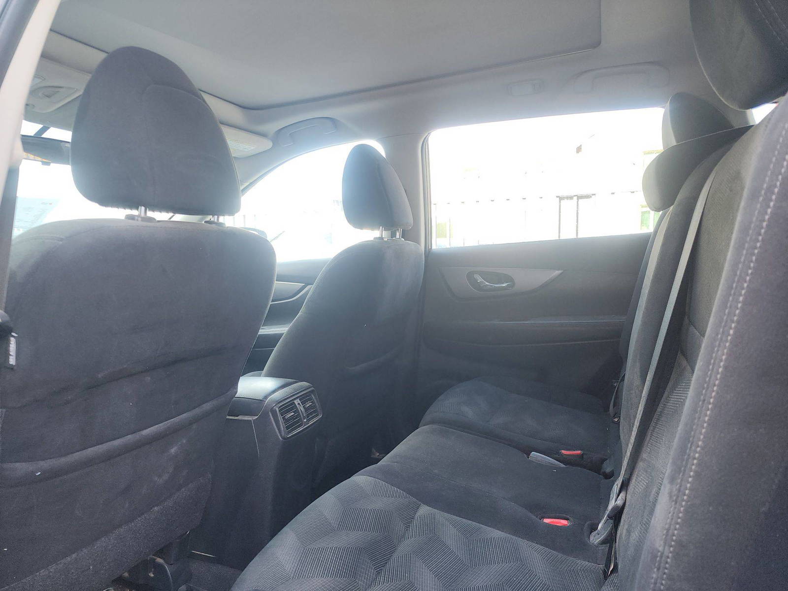 2016 NISSAN ROGUE — 181697 Miles — Lot 65760485 — Al Quoz - Marhaba Auctions Used Cars - Image 7