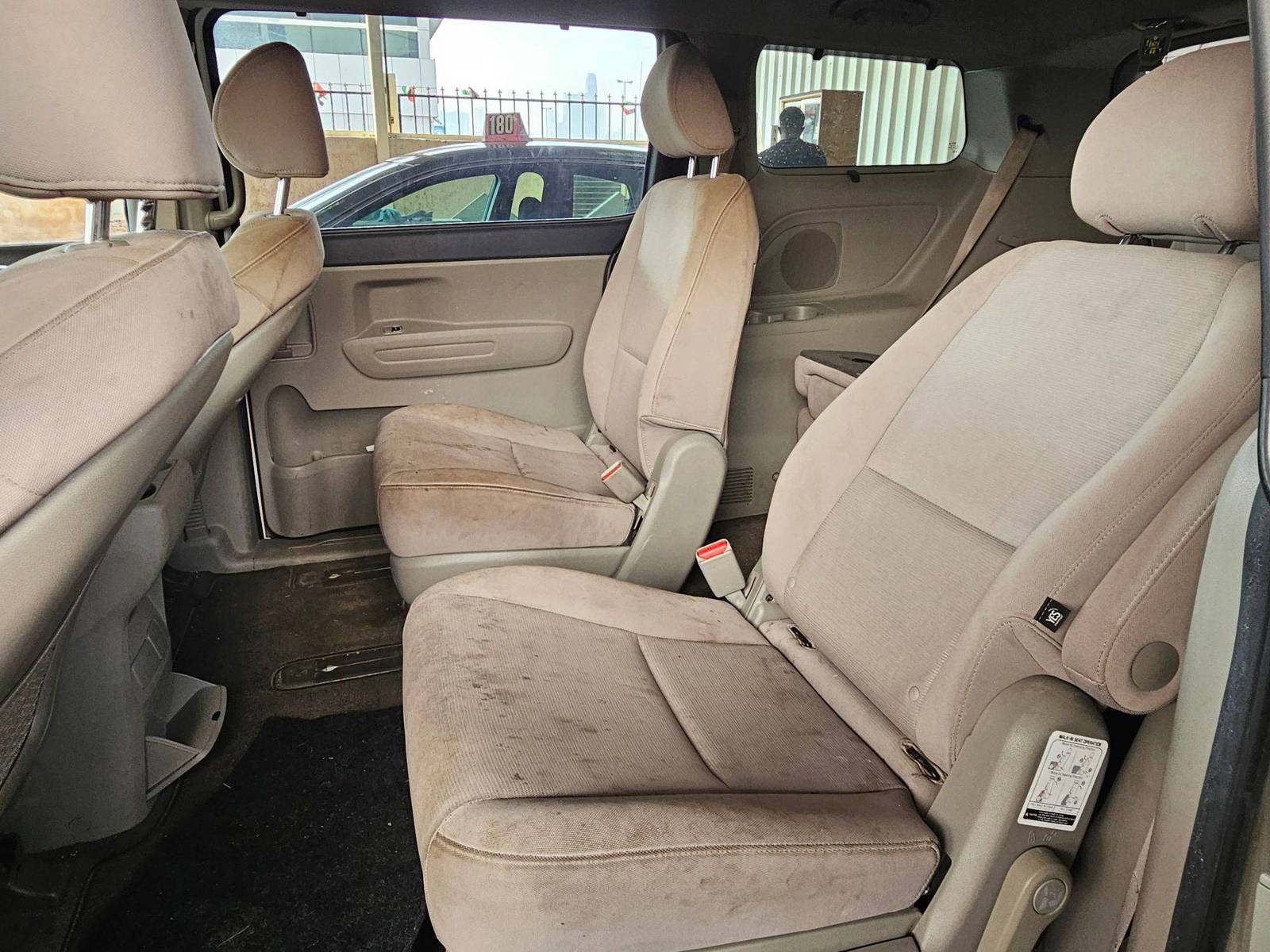 2015 KIA SEDONA — 177205 Miles — Lot KNDMB5C10F6070214 — Main - Marhaba Auctions Used Cars - Image 9
