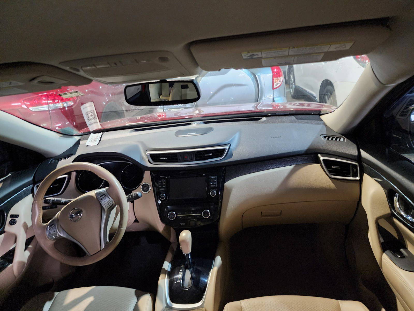 2014 NISSAN ROGUE — 134059 Miles — Lot 79550724 — Al Quoz - Marhaba Auctions Used Cars - Image 8