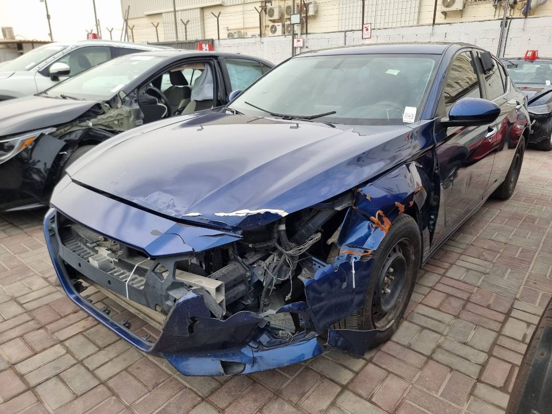 2019 NISSAN ALTIMA — 207341 Miles — Lot 215487 — Ind. 12 - Marhaba Auctions Used Cars - Image 5
