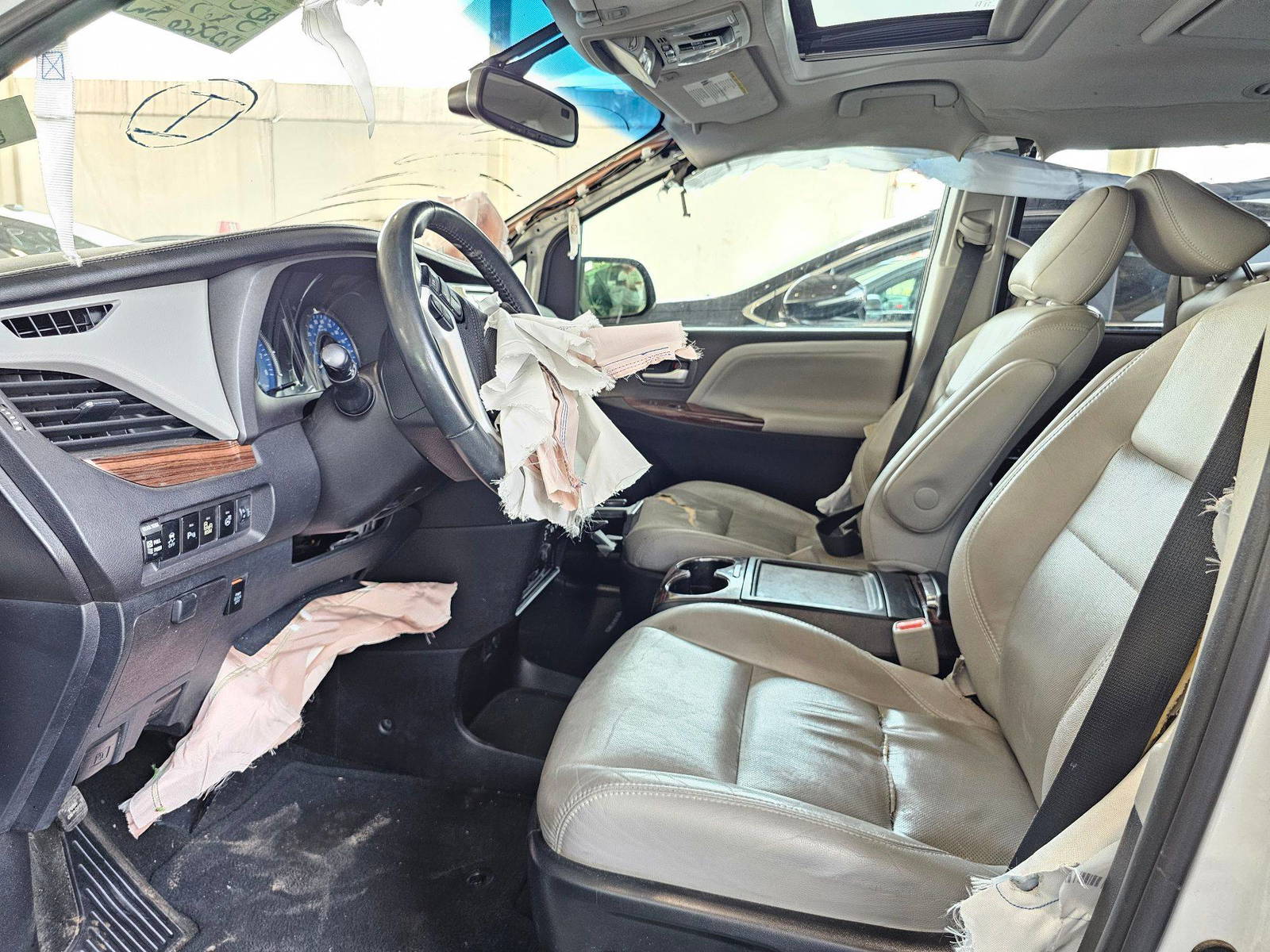 2016 TOYOTA SIENNA — 120066 Miles — Lot 40859938 — Main - Marhaba Auctions Used Cars - Image 9