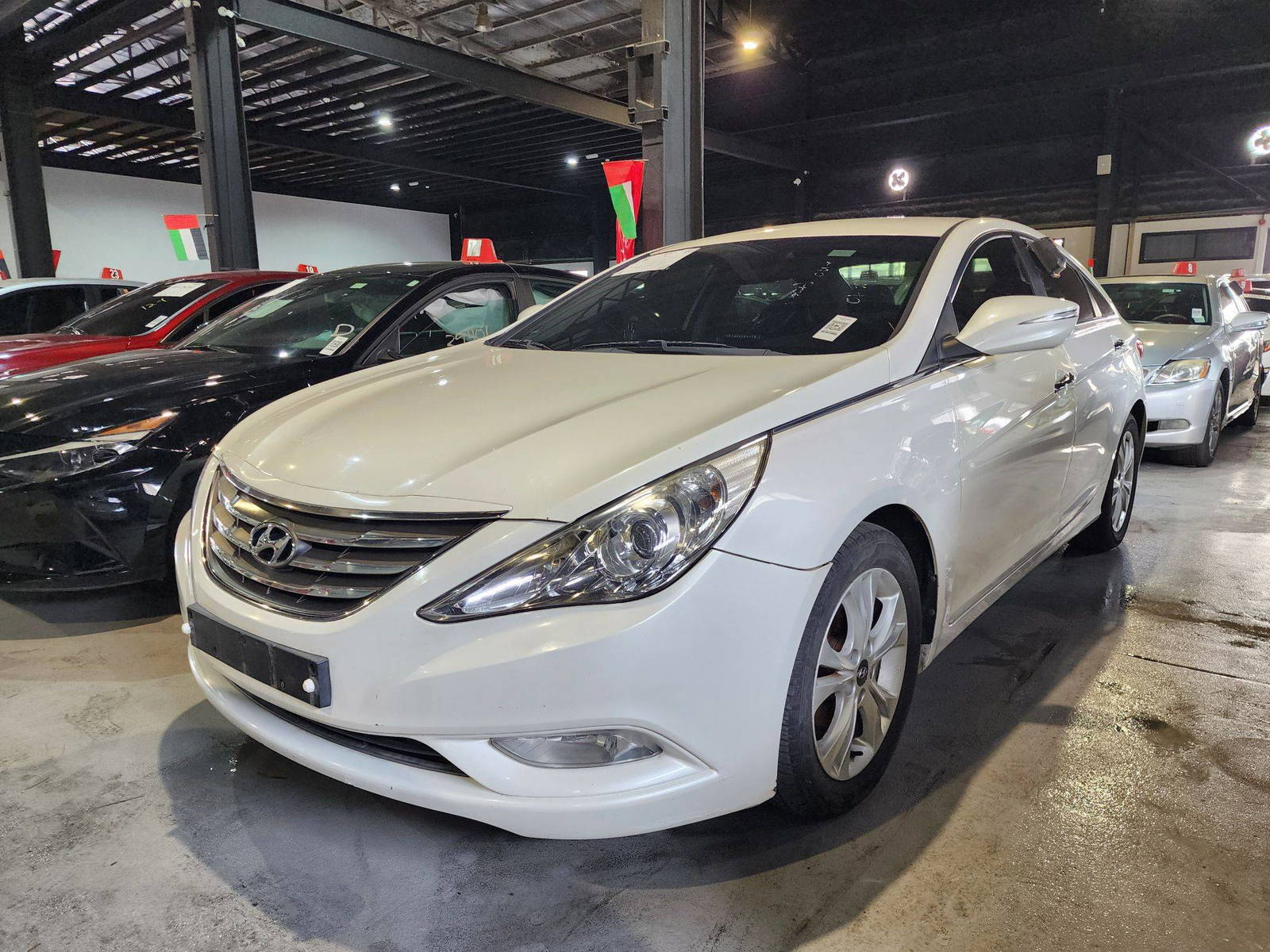 2012 HYUNDAI SONATA — 83259 KM — Lot 434632 — Al Quoz - Marhaba Auctions Used Cars - Image 4