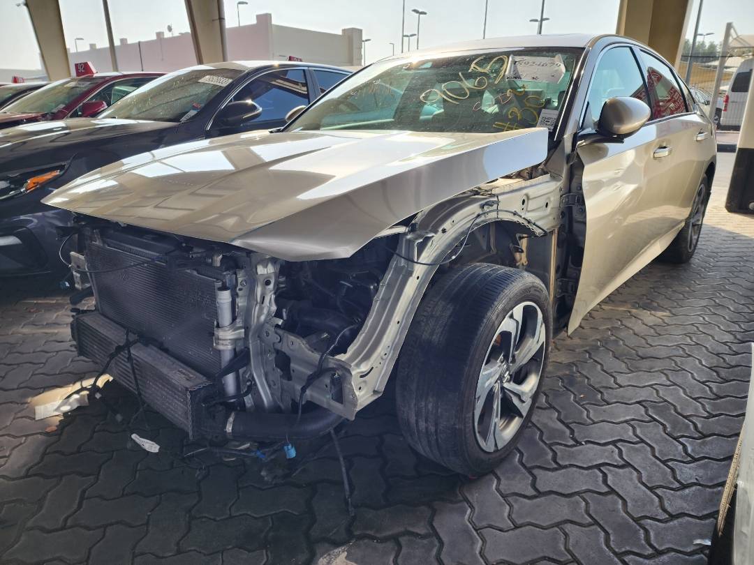 2018 HONDA ACCORD — 130832 Miles — Lot 38924679 — Main - Marhaba Auctions Used Cars - Image 8