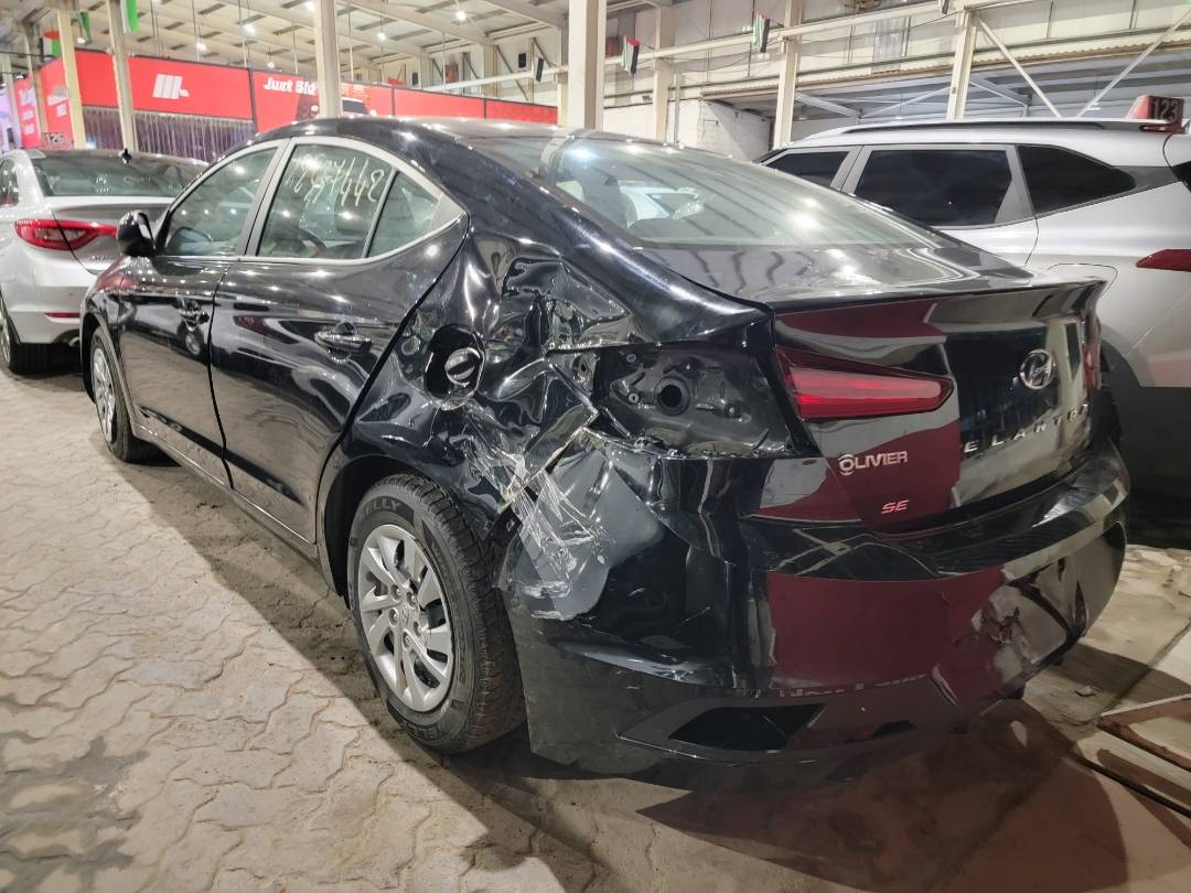 2020 HYUNDAI ELANTRA — 58298 KM — Lot LU991412 — Main - Marhaba Auctions Used Cars - Image 3