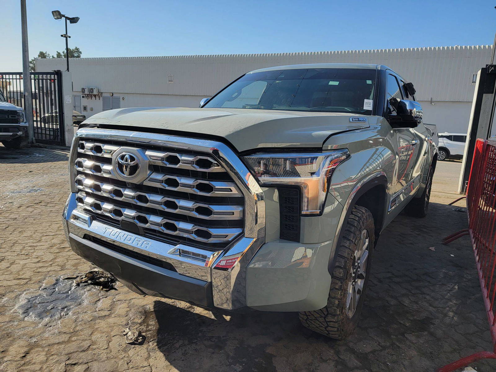 TOYOTA TUNDRA 2025 - Marhaba Auction Used Cars - Image 3