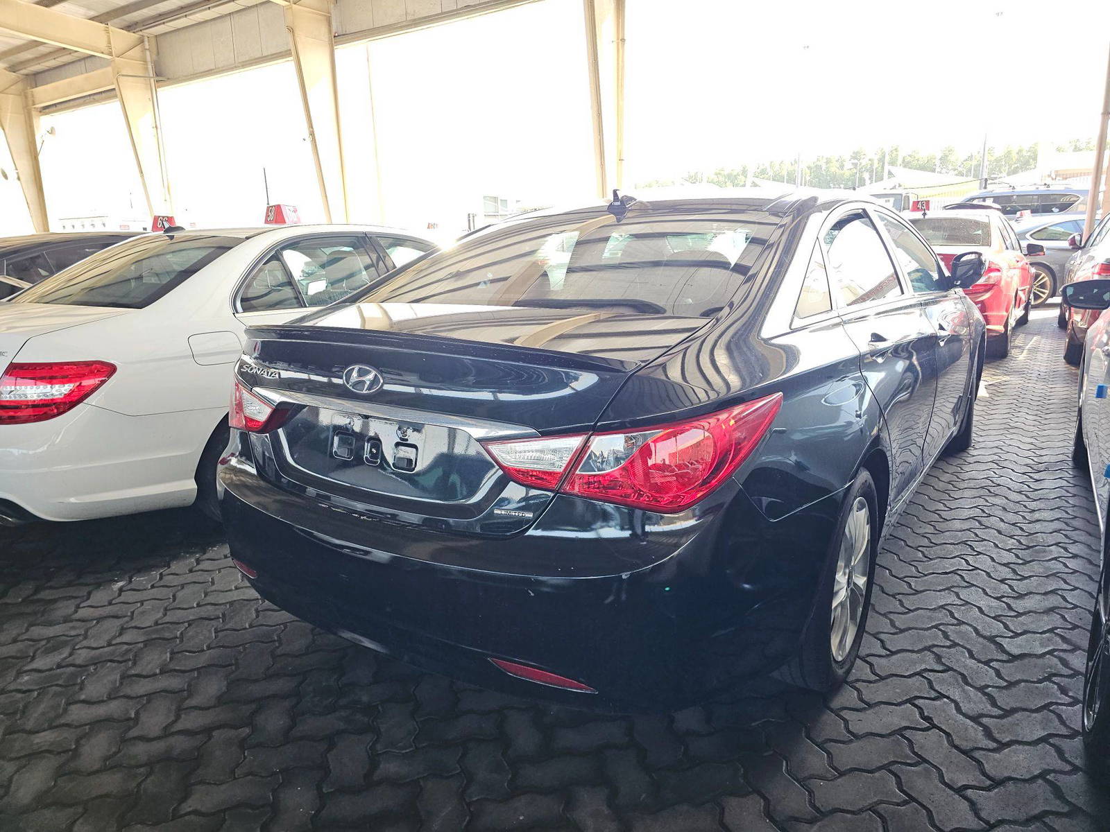 2012 HYUNDAI SONATA — 189904 Miles — Lot H466155 — Souq - Marhaba Auctions Used Cars - Image 14