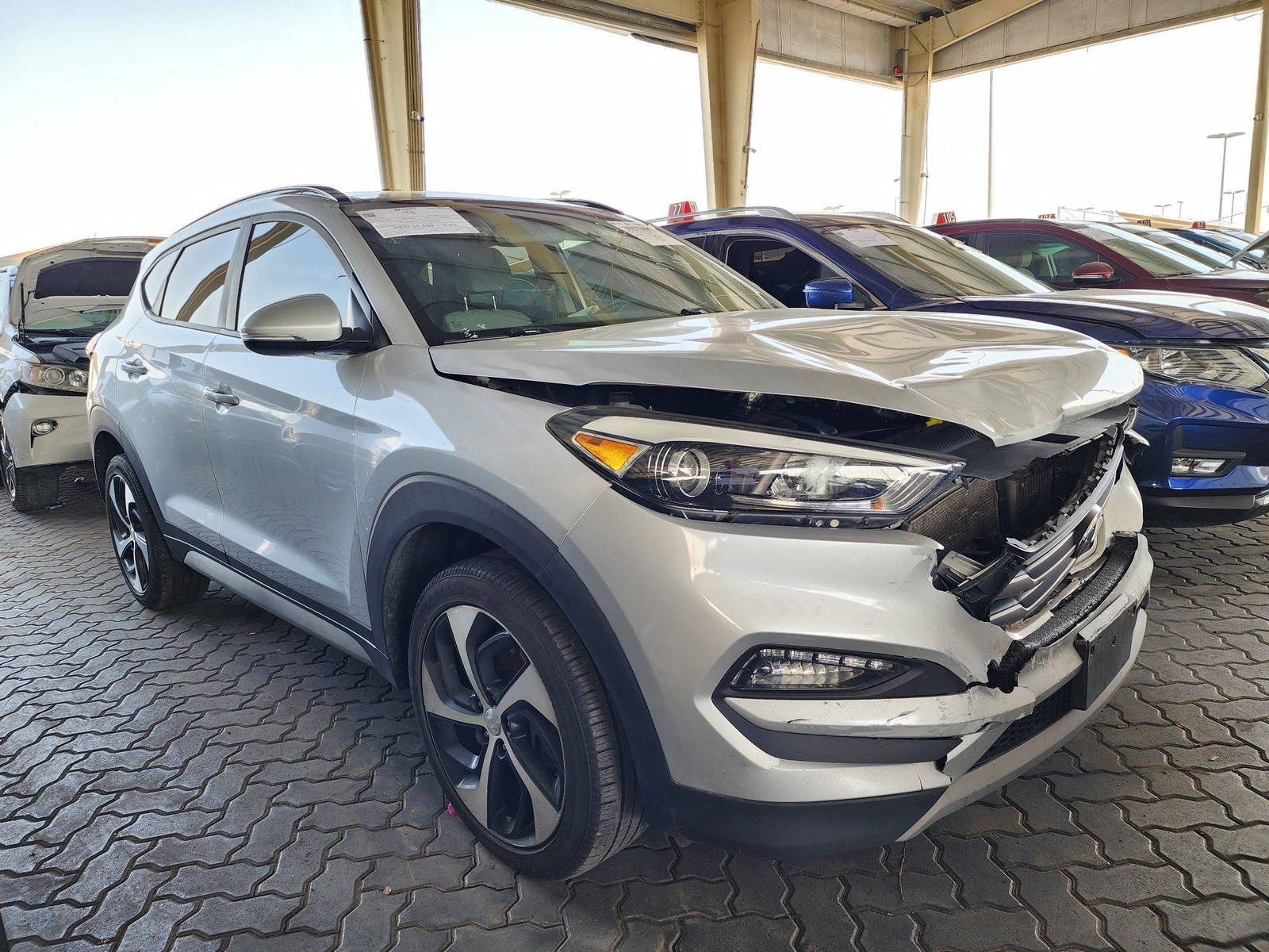 2017 HYUNDAI TUCSON — 83078 Miles — Lot 39273697 — Souq - Marhaba Auctions Used Cars - Image 4